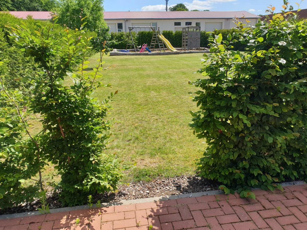 Ferienwohnung Ruegen In Samtens Eksteriør bilde